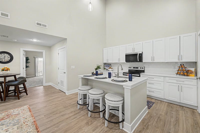 2710 Amelia Ln, Salina, KS 67401