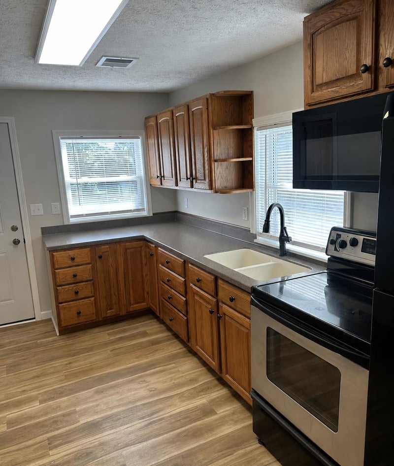 418 Otis Ave, Salina, KS 67401