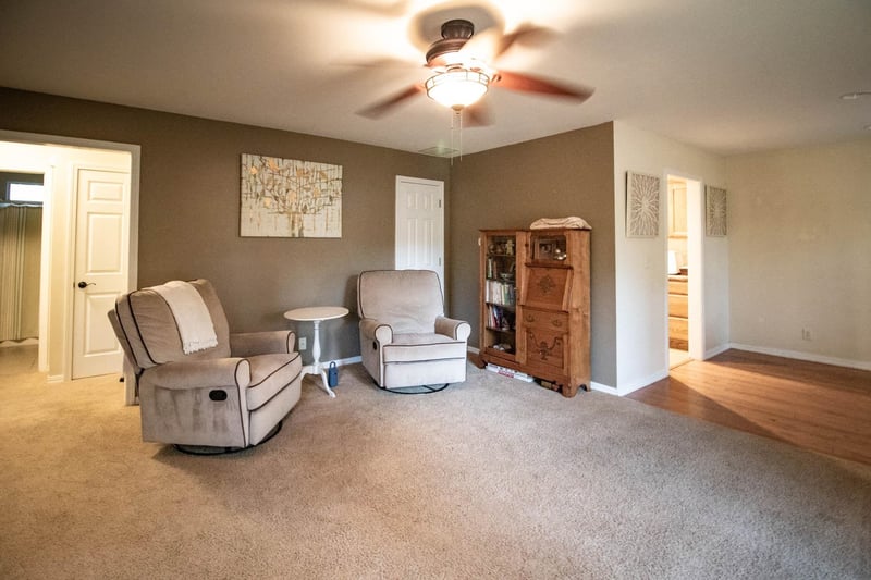 123 Miller , Mulvane, KS 67110