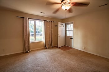 123 Miller , Mulvane, KS 67110