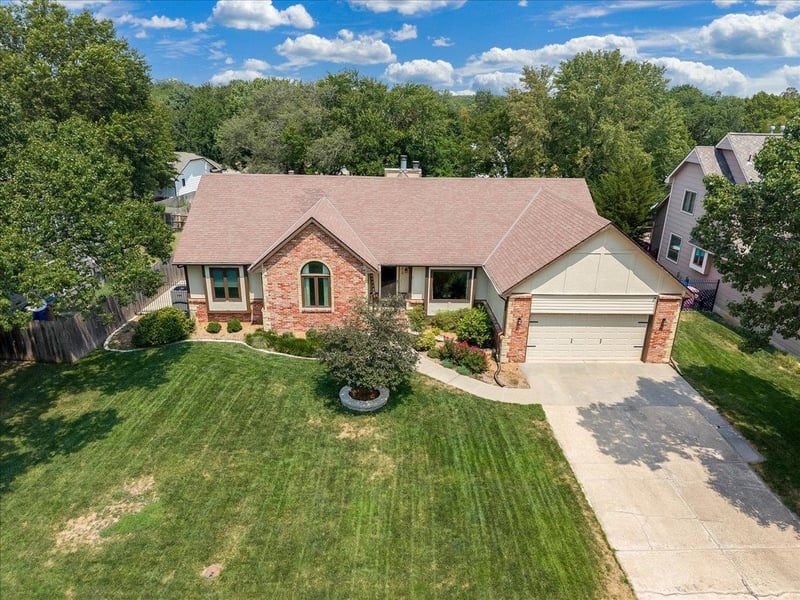 1518 Pheasant Rn, Derby, KS 67037