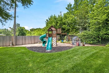 974 Alexander Ave, Haysville, KS 67060
