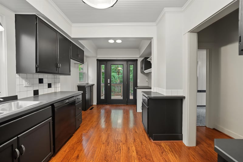 759 Highland Ave, Salina, KS 67401