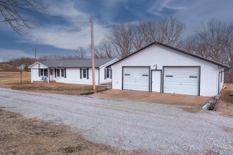 19421 Us Highway 160, Winfield, KS 67156