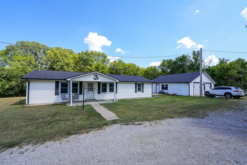 19421 Us Highway 160, Winfield, KS 67156