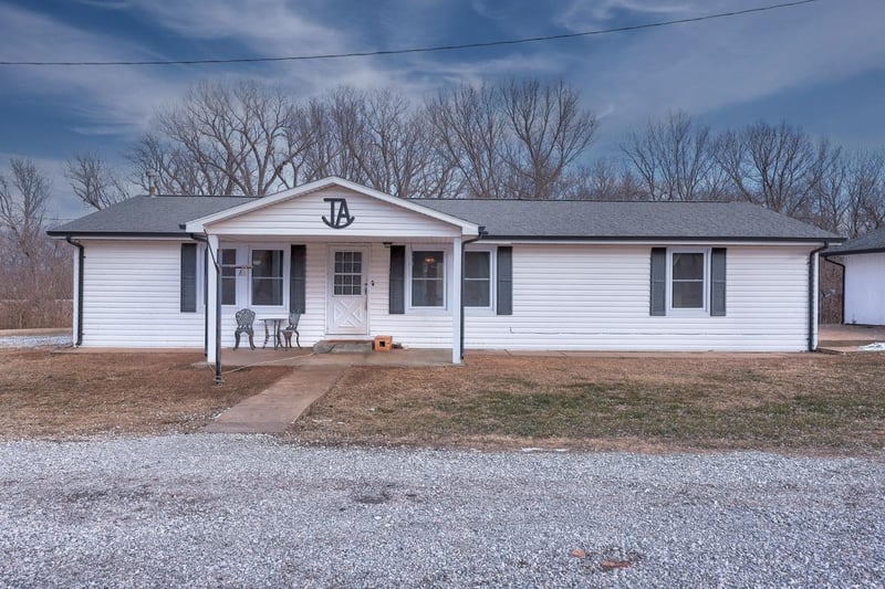 19421 Us Highway 160, Winfield, KS 67156