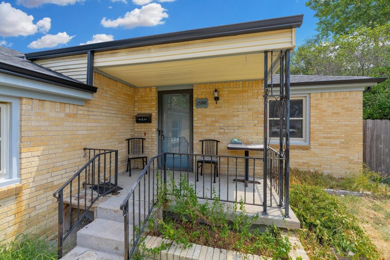 1590 Womer Dr, Wichita, KS 67203