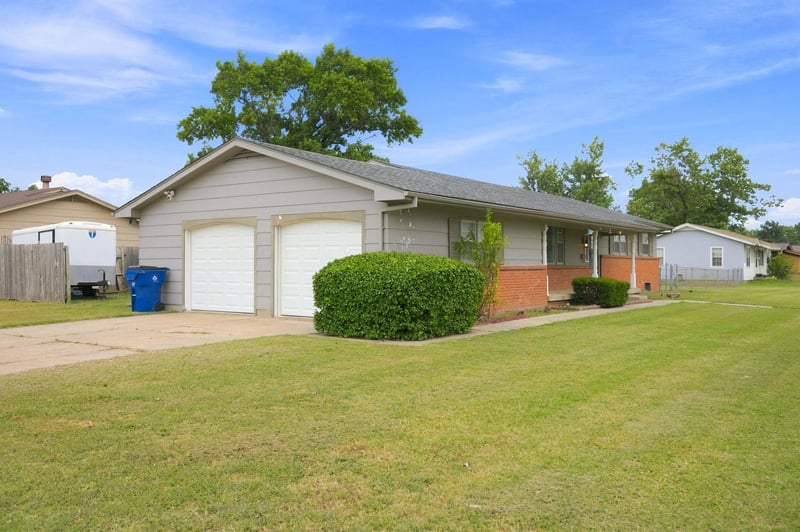 2511 Osage , Wichita, KS 67217