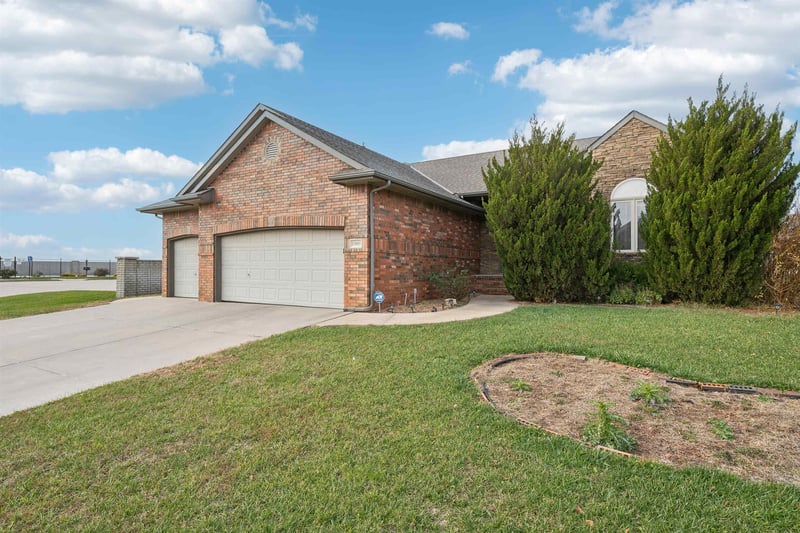 13005 Cherry Creek, Wichita, KS 67230