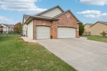 13005 Cherry Creek, Wichita, KS 67230