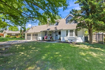 6514 Abbotsford Dr, Wichita, KS 67206-1122