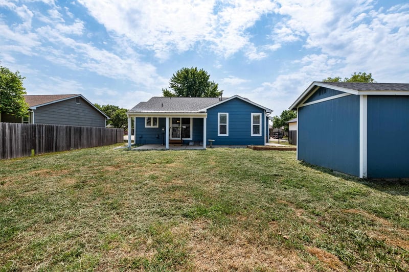 11810 Pine St, Wichita, KS 67212