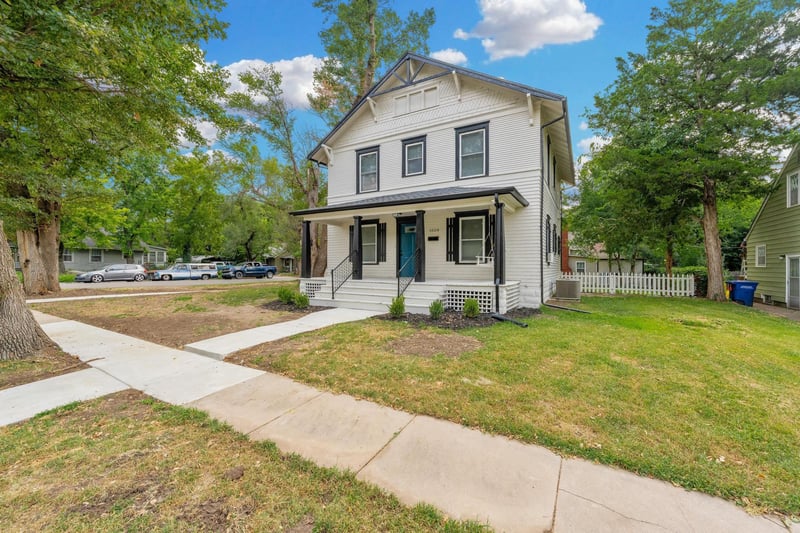 1028 Dearborn St, Augusta, KS 67010
