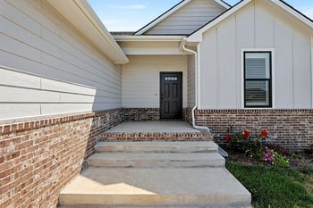 2640 S Clear Creek St, Wichita, KS 67230