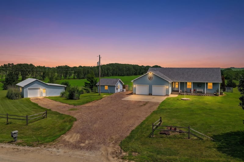 442 150th Rd, Bennington, KS 67422
