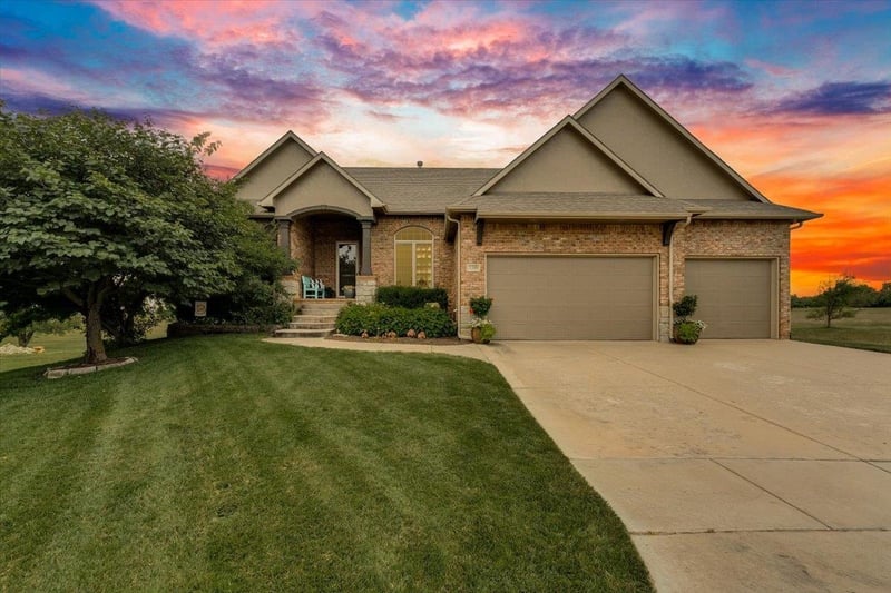 2200 Chestnut , Augusta, KS 67010