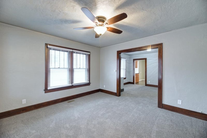 411 Chestnut Ave, Arkansas City, KS 67005