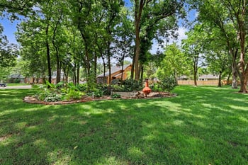 7712 Harmony Ct, Wichita, KS 67209