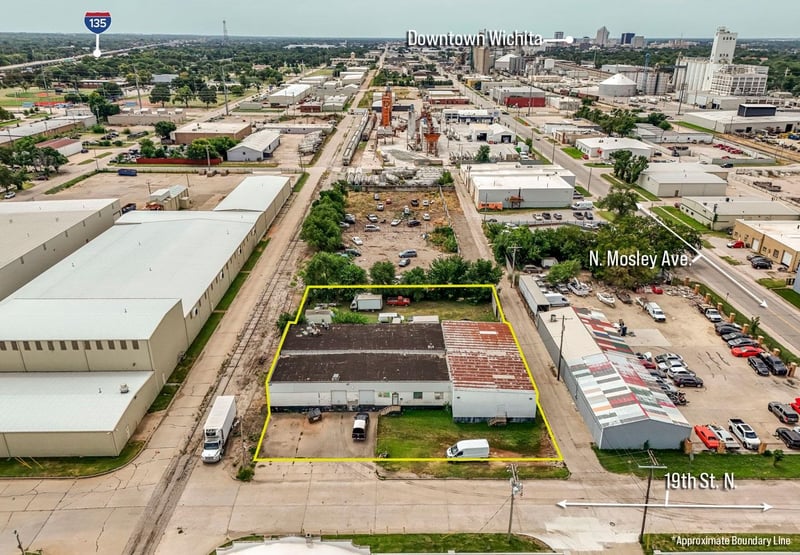925 19th , Wichita, KS 67214