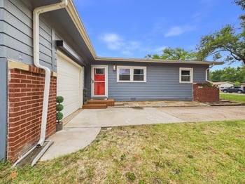539 Riverview Ave, Derby, KS 67037