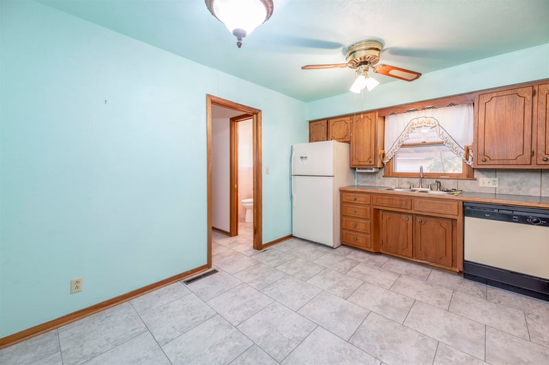 241 Howard , Howard, KS 67349