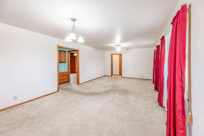 241 Howard , Howard, KS 67349