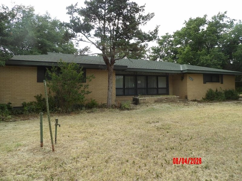 739 119th St W, Wichita, KS 67209