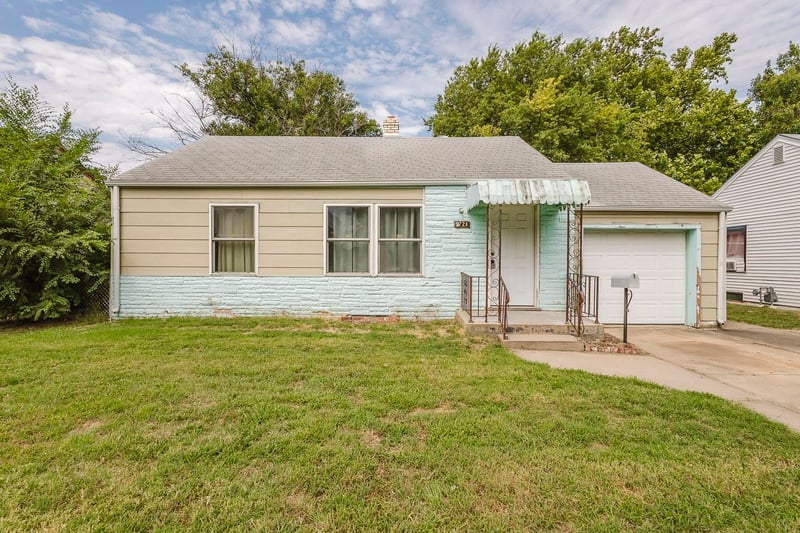 2721 Washington , Wichita, KS 67216