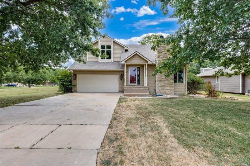 444 Greenvalley Dr, Andover, KS 67002
