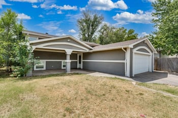 3013 Hadden Ave, Wichita, KS 67217
