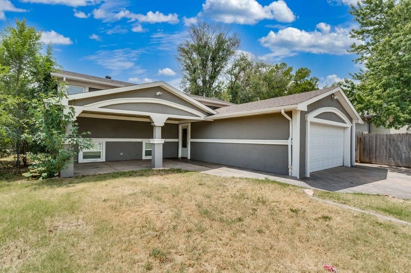 3013 Hadden Ave, Wichita, KS 67217