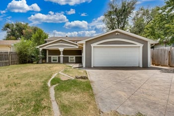 3013 Hadden Ave, Wichita, KS 67217
