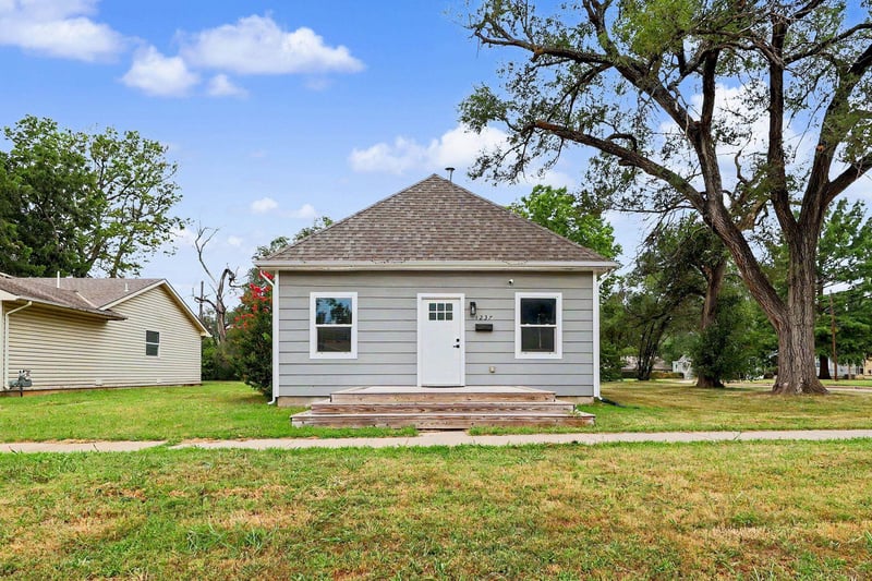 1237 Osage , Augusta, KS 67010