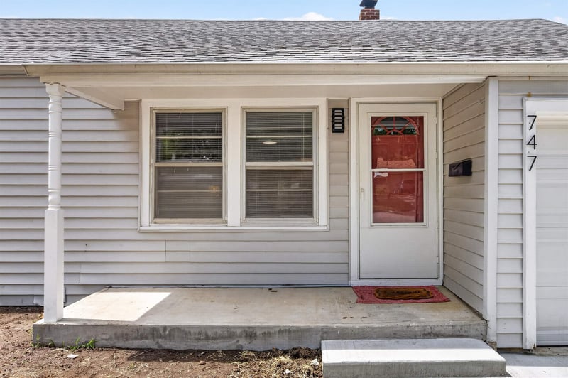 747 Clifton Ave, Wichita, KS 67218