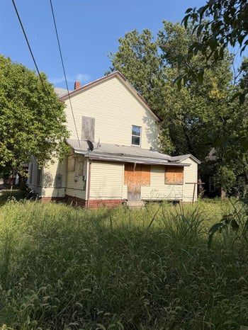 153 N Clarence, Wichita, KS 67203-5729