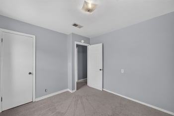 4269 Cumberland St, Wichita, KS 67216