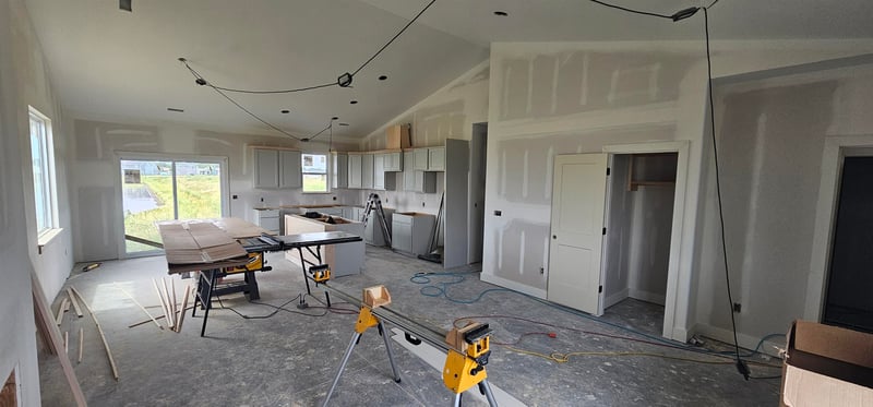 121 Midway St, Valley Center, KS 67147