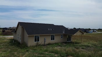 121 Midway St, Valley Center, KS 67147