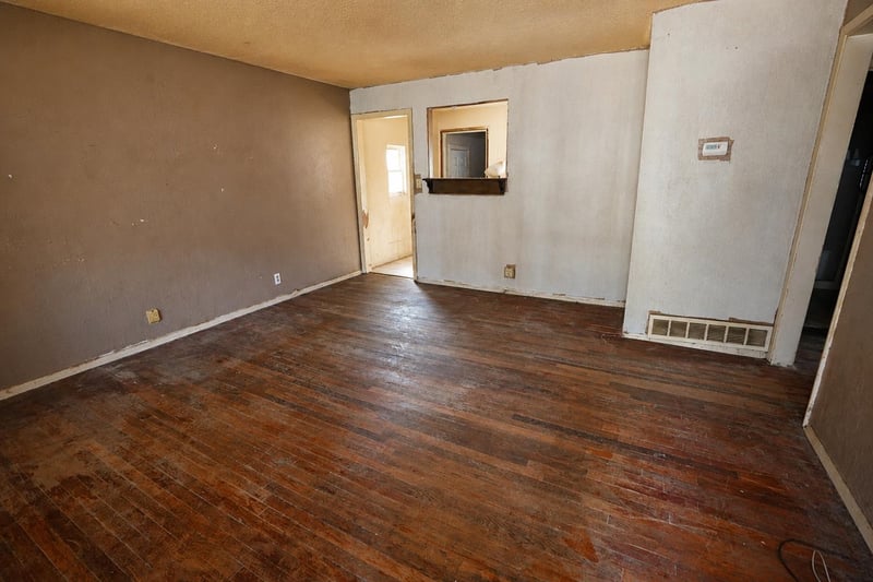 337 Sunflower , Wichita, KS 67217