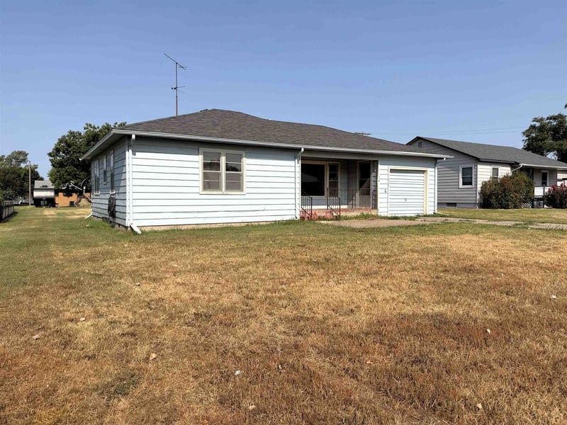 604 3rd St, Bushton, KS 67427
