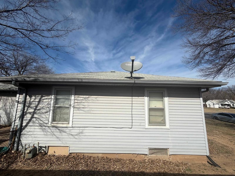 2201 Broadview St, Wichita, KS 67218