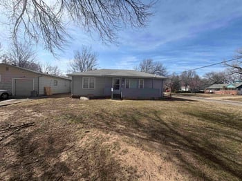 2201 Broadview St, Wichita, KS 67218