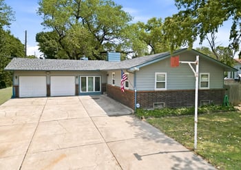 6760 Tarrytown St, Park City, KS 67219-1530