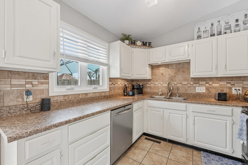 3824 Garland St, Wichita, KS 67204