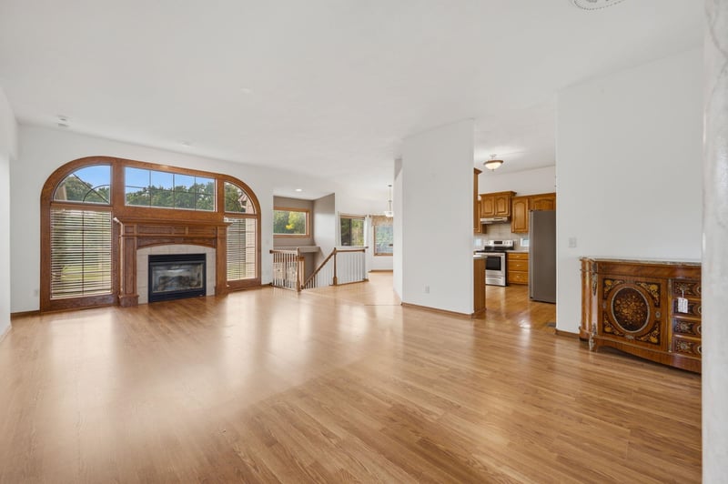 837 Bracken Cir, Wichita, KS 67206