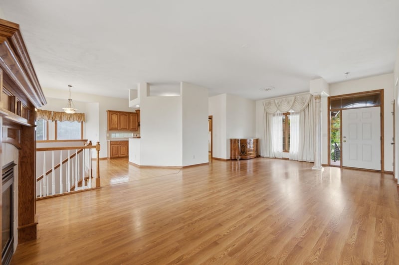 837 Bracken Cir, Wichita, KS 67206