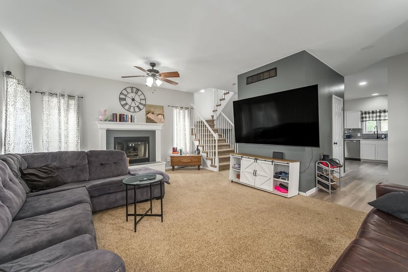 500 White Tail St, Derby, KS 67037-2560