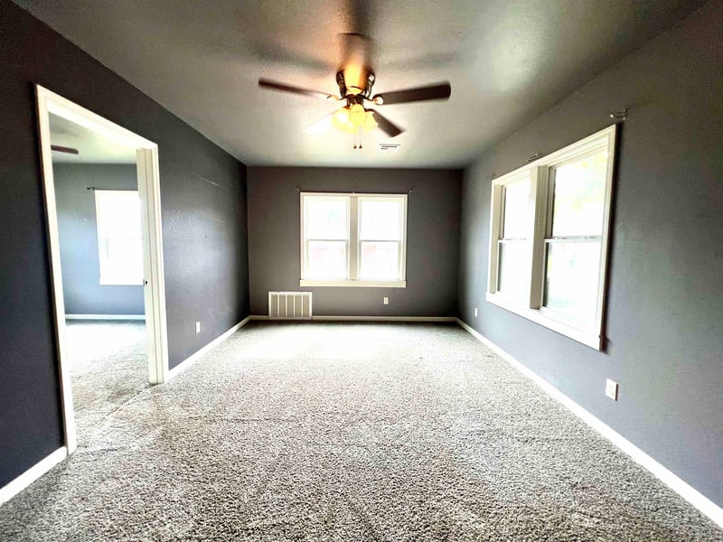 308 2nd , Arkansas City, KS 67005