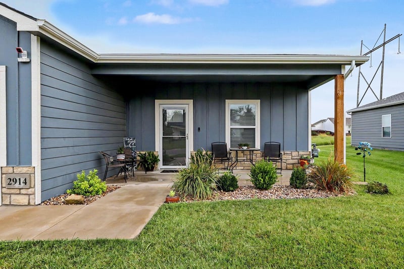 2914 Highridge St, Park City, KS 67219