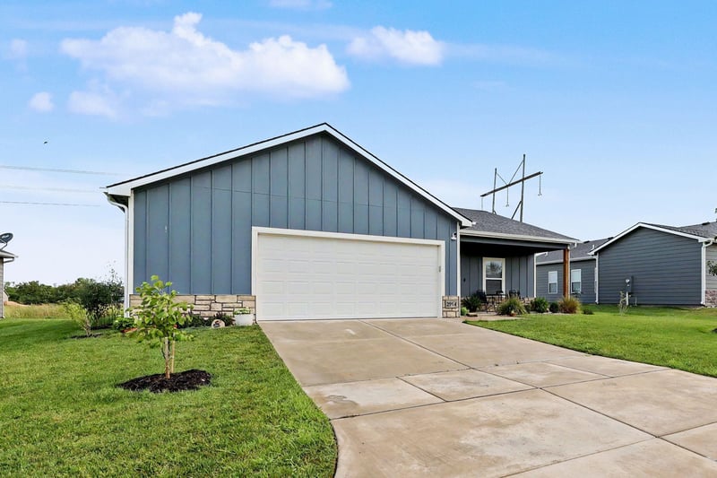 2914 Highridge St, Park City, KS 67219